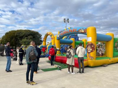 131225 MAR I CEL MARATÓ INFLABLES 2.jpg