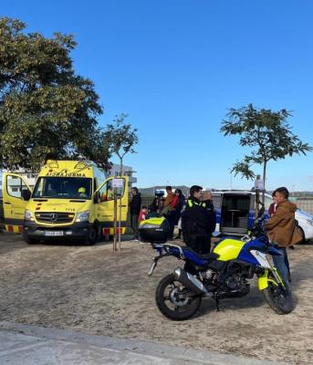 151224 MARATÓ POLICIA LOCAL I AMBULÀNCIA OK.jpg