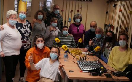 250322 Els Pinya, la ràdio del Casal.jpg