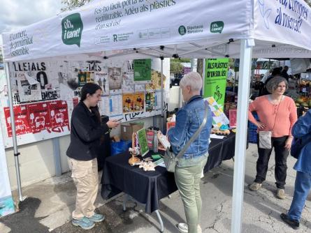 CAMPANYA PLÀSTIC MERCAT 090525 (2).JPG