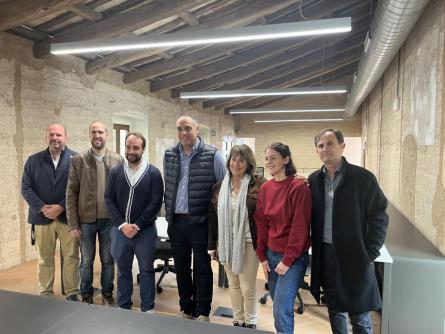 CASES BOTIGA CASTELL 131125 (2).JPG