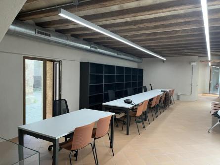 CASES BOTIGA CASTELL 131125 (6).JPG