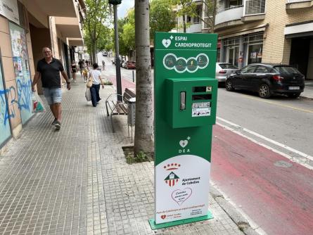 DESFIBRIL·LADORS DEA 220725 (1).JPG