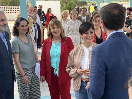 ENTREGA CLAUS PISOS 050625 (1).JPG