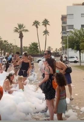 FESTA ESCUMA FESTA JOVE 2025.jpg