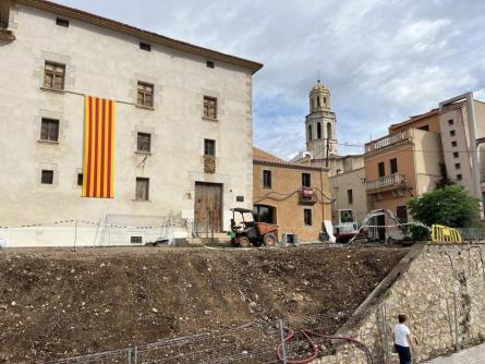 OBRES PLAÇA DEL CASTELL (1).JPG