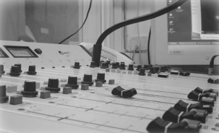 RÀDIO CUBELLES (Imatge taula de so antiga).jpg