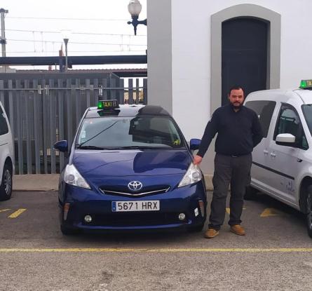 TAXISTA DANI FLORES (2).jpeg